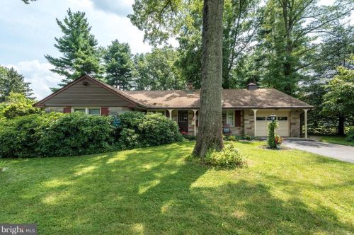 1106 Vilsmeier Rd, Lansdale PA  19446-1711 exterior