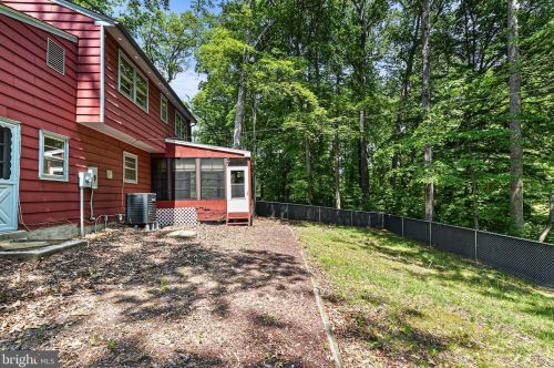 108 Shadow Ct, Dover DE  19904-4816 exterior