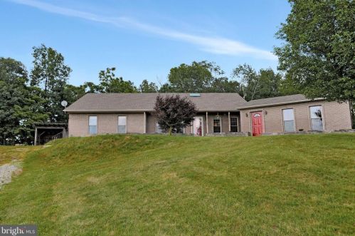 9478 Fort Stouffer Rd, Upton PA  17225-9780 exterior