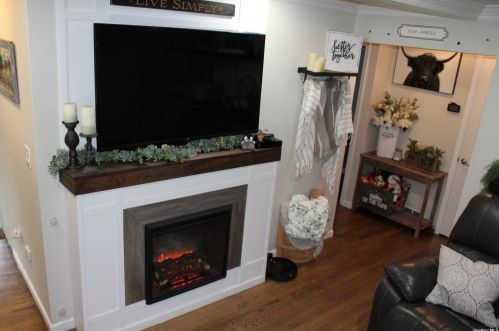 35 Hartford St, North Lindenhurst NY  11757-3843 exterior