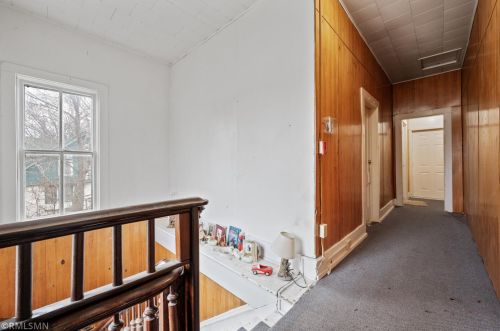 328 4th St, Litchfield MN 55355-2122 exterior