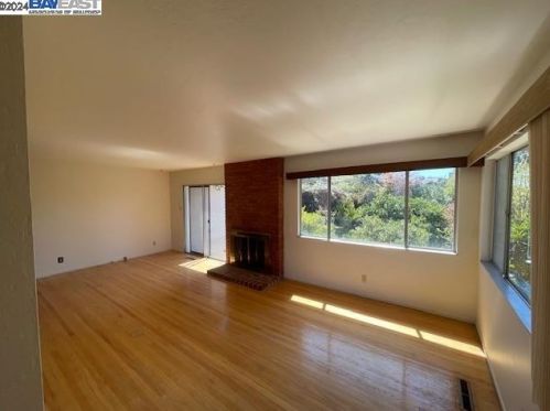 3539 Joaquin Miller Rd, Oakland CA  94602-2649 exterior