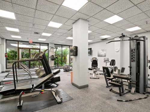 380 Seaview Ct, Marco Island FL  34145-2901 exterior