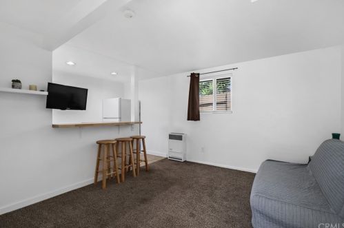 621 Horne St, Oceanside CA  92054-2418 exterior