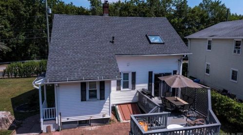 26 Wetherell St, Manchester CT  06040-6401 exterior