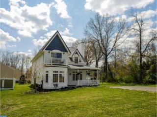 608 Richardson Ave, Langhorne, PA 19047-2736