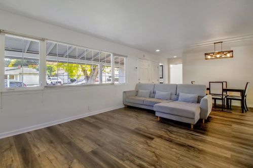 3231 Ida Dr, Concord CA  94519-2136 exterior