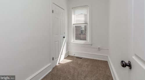 307 Hunter St, Gloucester NJ  08030-2016 exterior