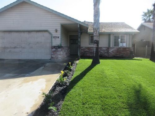 2754 Lindbrook Dr, Riverbank, CA 95367-2874