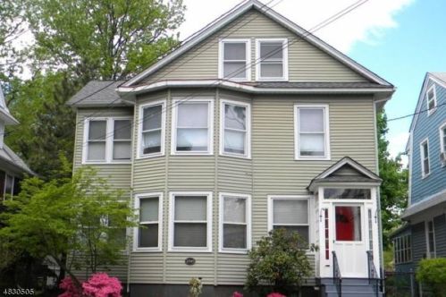 1316 Maple Ter, Rahway, NJ 07065-3228