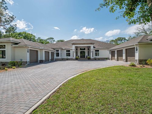 145 24th Ave, Vero Beach, FL 32962-2667