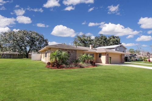 975 Sequoia Dr, Casselberry, FL 32708-4039