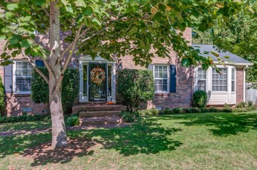 142 Yorktown Rd, Franklin, TN 37064-3236