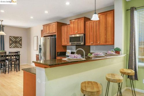 40 Snowy Egret Ct, Oakley CA  94561-1679 exterior