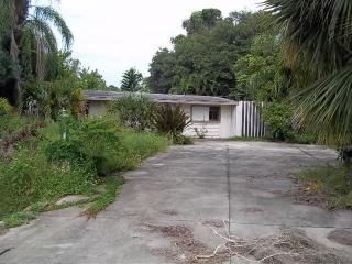 4014 Radnor Pl, Sarasota, FL 34233-1304