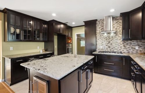 6540 Denny Ave, North Hollywood CA  91606-2734 exterior