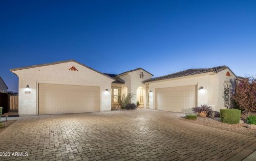 3007 Cashman Dr, Phoenix, AZ 85050