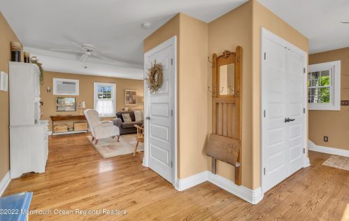 50 Ocean Ave, Monmouth Hills NJ  07732-1410 exterior