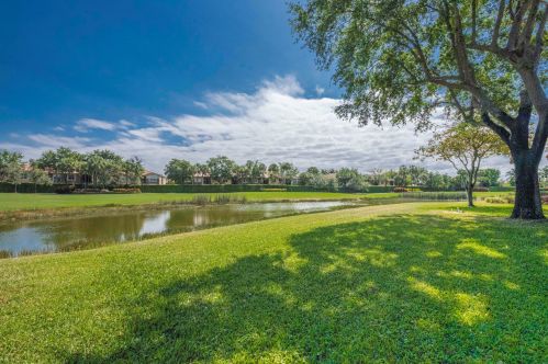 15310 Strathearn Dr, Delray Beach FL  11506-2851 exterior
