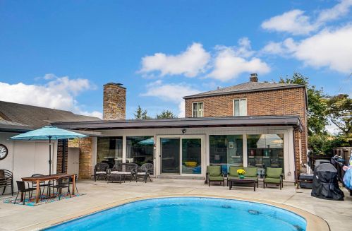 3164 Park St, Darbydale OH  43123-3299 exterior