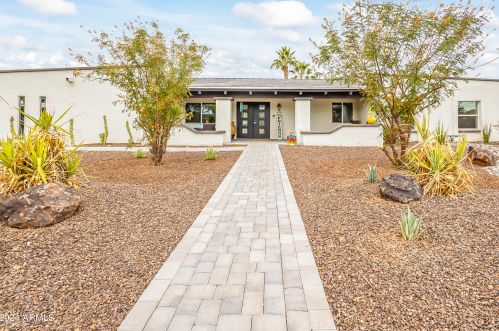 5702 Sandy Ln, Scottsdale, AZ 85254-4362