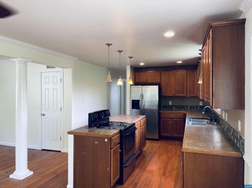 7317 Corville Farm Rd, Crozet VA 22932-3223 exterior