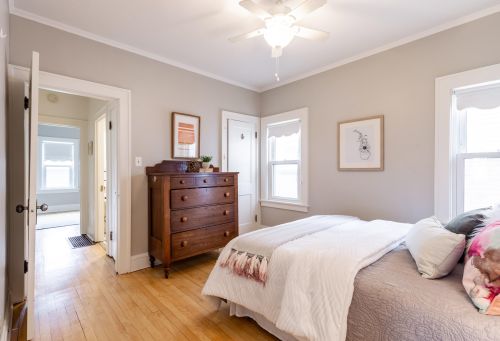 1848 Underwood Ave, Milwaukee WI 53213-2236 exterior