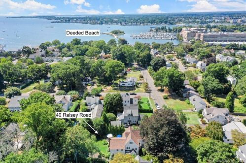 40 Ralsey Rd, Stamford, CT 06902-7809