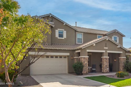 2729 Palmer St, Gilbert, AZ 85298-5749