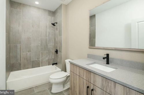 1316 Front St, Philadelphia PA  19147-5516 exterior
