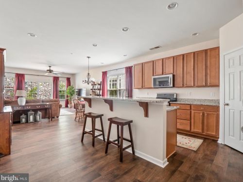 249 Long Point Dr, Fredericksburg VA  22406-5450 exterior