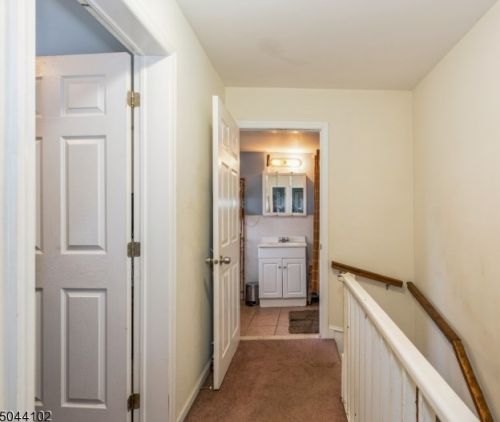 82 Montgomery St, Bloomfield NJ  07003-6064 exterior