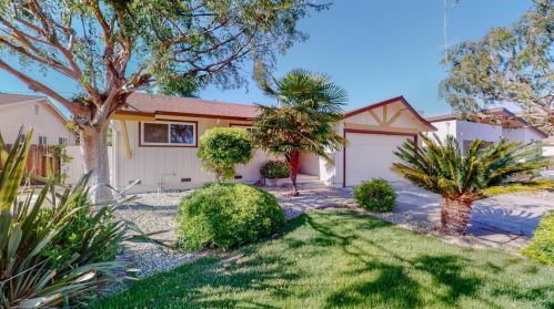 754 San Pablo Dr, Mountain View CA  94043-1921 exterior