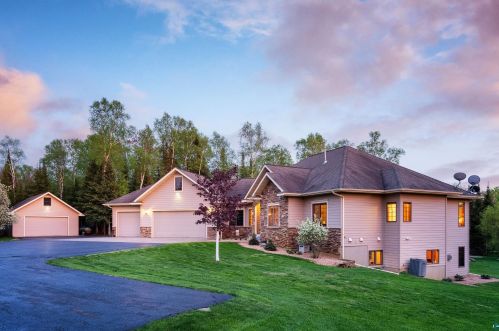 3590 Normanna Rd, Duluth, MN 55803-9740