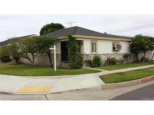 5356 123rd Pl, Hawthorne, CA 90250-3429