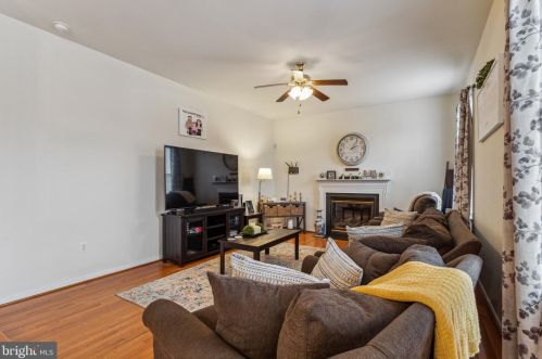10114 Lees Crossing Ln, Fredericksburg VA  22408-0292 exterior