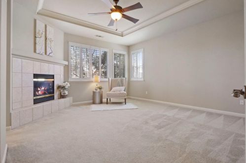 2044 Sugarbowl Way, Lodi CA  95242-4752 exterior