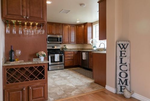 1889 Dehesa Rd, El Cajon, CA 92019-2636
