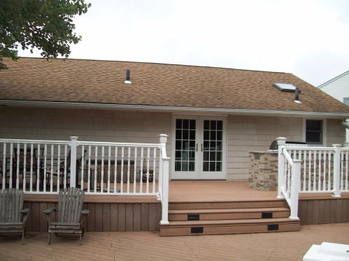 2254 Merokee Pl, North Bellmore NY  11710-3324 exterior