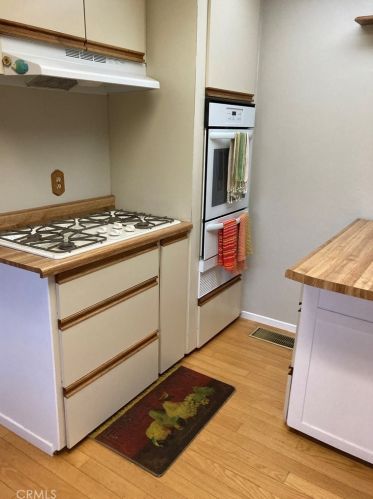 228 Spring St, Lake Elsinore CA  92530-4103 exterior