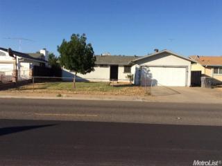 6030 Jackson Ave, Riverbank, CA 95367-2760