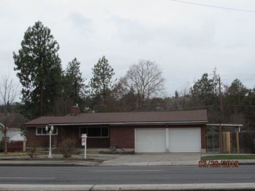 7411 Wall St, Spokane WA  99205-3262 exterior