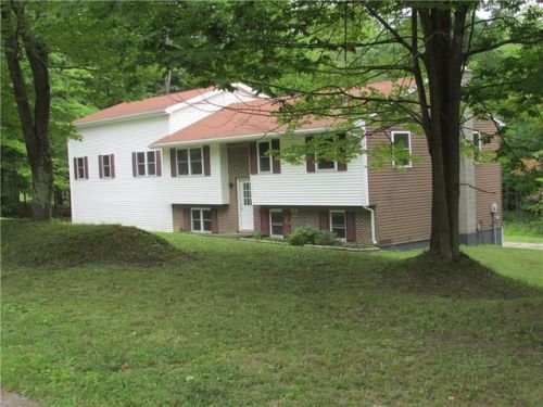 85 Airport Rd, Corry, PA 16407-9707