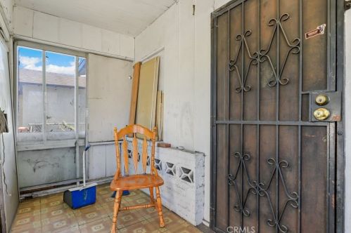 1071 Rialto Ave, San Bernardino CA  92408-1221 exterior