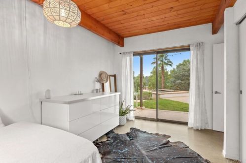 3533 Dove Holw Rd, Encinitas CA 92024-7245 exterior