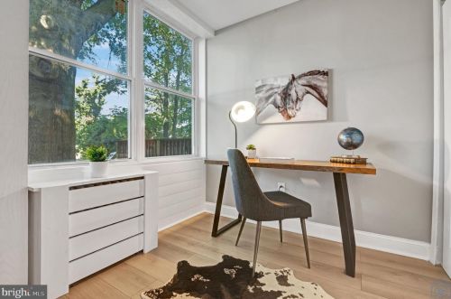 2013 Naylor Rd, Washington DC  20020-6807 exterior