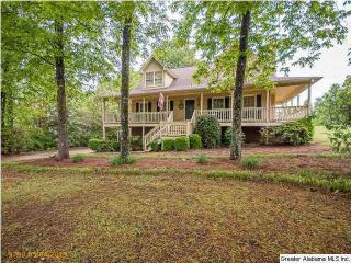 1617 Keeneland Dr, Helena, AL 35080-4117