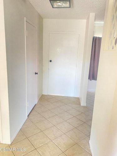 1290 Parkhurst St, Simi Valley CA 93065-4444 exterior