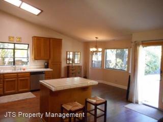8401 Blossom Hill Ct, Citrus Heights CA  95610-0501 exterior