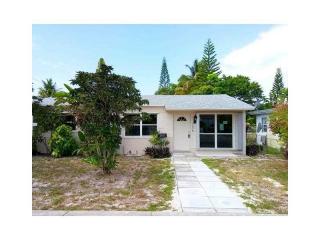 2438 Coolidge St, Hollywood, FL 33020-2337